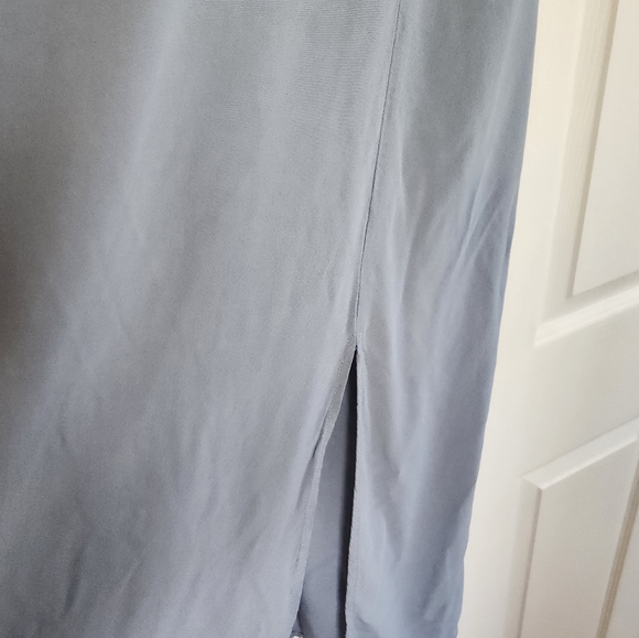 Summer dress - Picture 2 of 3